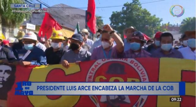Presidente y Vicepresidente encabezan marcha de la COB este 1 de Mayo