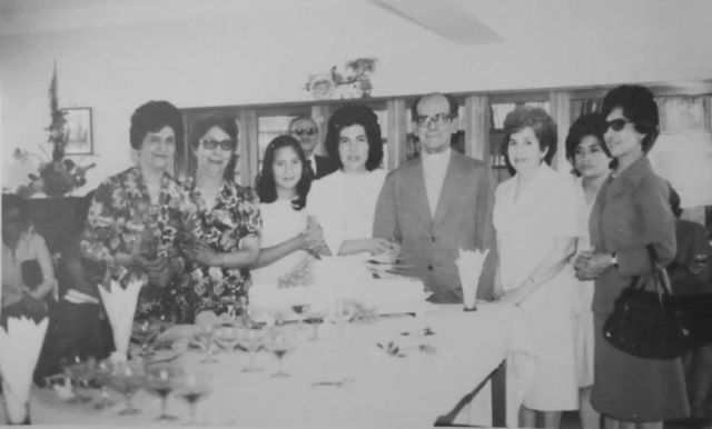 De Izq. a Der.: Zoila, Lucila, Lourdes, Elsa (sobrina),  Adhemar, Elsa (cuñada) y Emma
