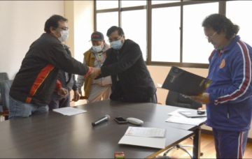 Maestros urbanos suspenden huelga de hambre 