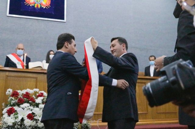 Johnny Torres asume la Alcaldía de Tarija con la premisa de mejorar la vida de la población