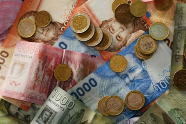 Reclamo salarial augura roces políticos en Chile