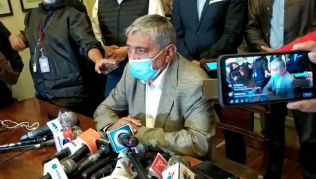 Iván Arias denuncia que en su primer día de gestión lo citaron a audiencia 