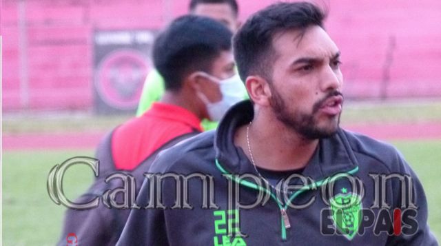 Pacheco probó un posible equipo con Diego Zamora en el pórtico