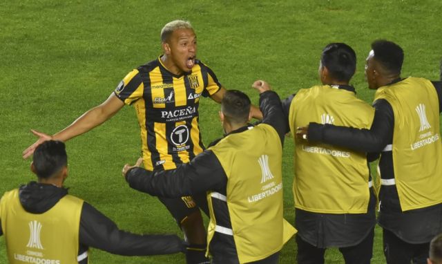 El Tigre recupera la sonrisa con una victoria sobre Barcelona 