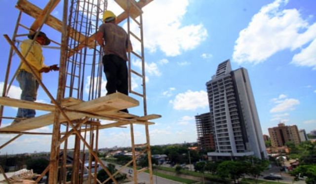 SOAT-C indemnizará con Bs 70.000 por muerte a trabajadores de la construcción