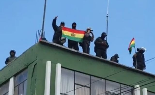 Policía recaba listas de efectivos en servicio durante el motín de 2019