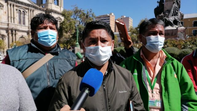 Adepcoca rechaza que cocaleros paguen impuesto