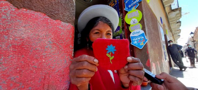 Rosa y el tesoro de hilos que guarda el altiplano de Tarija 