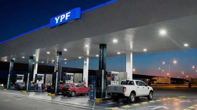 Argentina: Sube en 5% precio del combustible