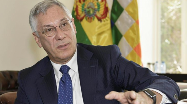 El expresidente Rodríguez Veltzé tiene Covid-19 y está internado 