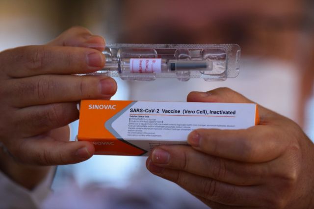 Brasil recibió insumos para 5 millones de vacunas Covid