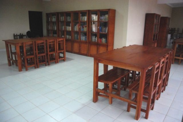 Analizan abrir bibliotecas barriales para clases virtuales