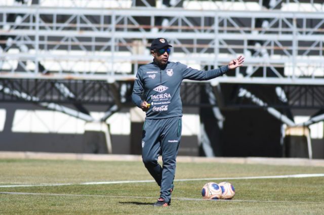 César Farías: “En esta ocasión estamos mejor, tenemos a todos los jugadores”