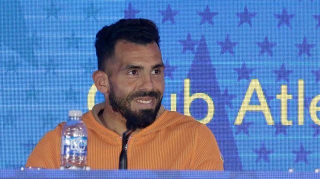 Tevez se retiró de Boca, pero le dejó la puerta abierta al fútbol