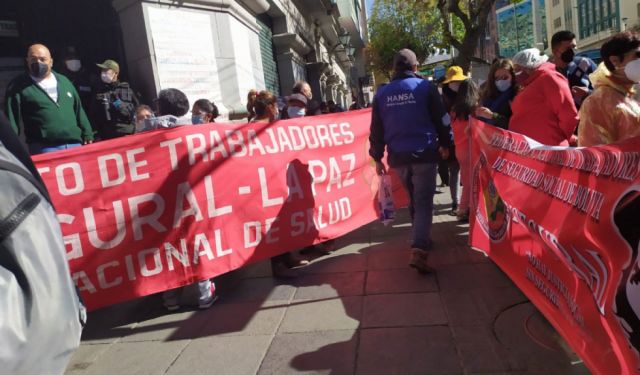 Trabajadores de la CNS piden destitución de la Gerente por la falta de medicamentos