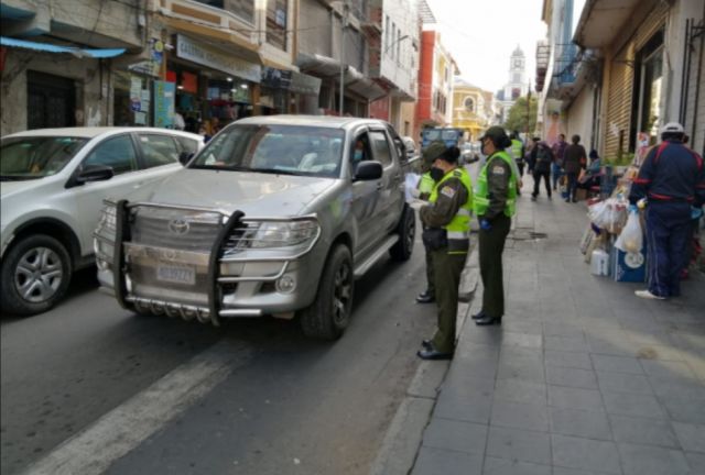 Tránsito retendrá a vehículos que circulen fuera de horario en Tarija