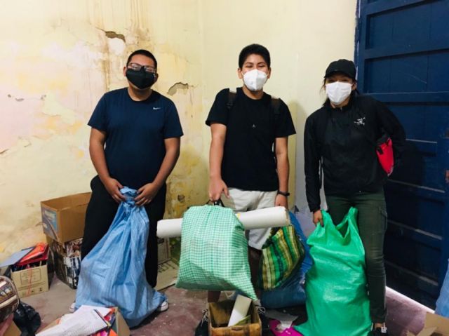Los “rastrilladores” del  papel en la ciudad Tarija 