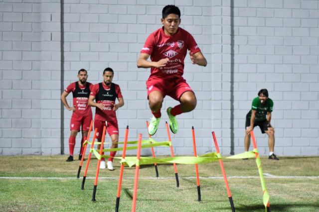 La Selección Boliviana toma  aire y da la vuelta la hoja