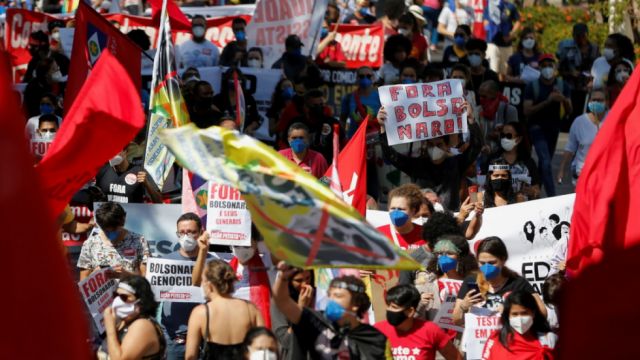 Suman las protestas  contra Bolsonaro por manejo del Covid