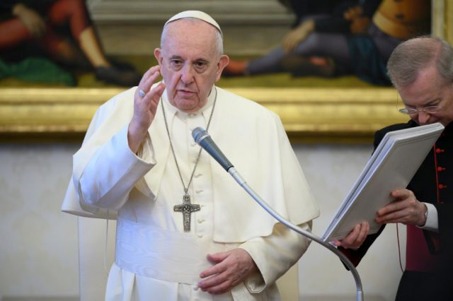 Según exembajador, el papa Francisco sugirió a Áñez dar salvoconductos a asilados del MAS