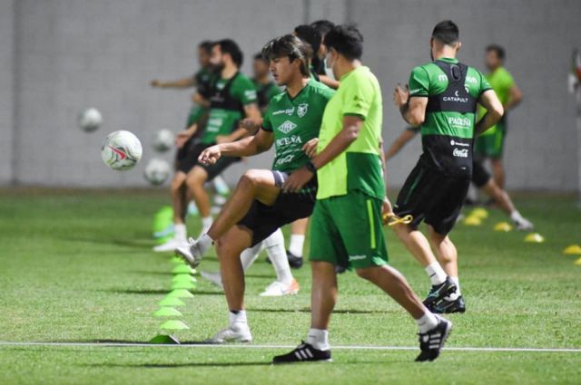 Bolivia con la ilusión de sumar frente a Uruguay