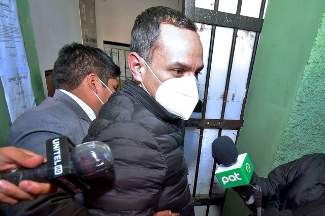 Juez determina detención preventiva para Schlink