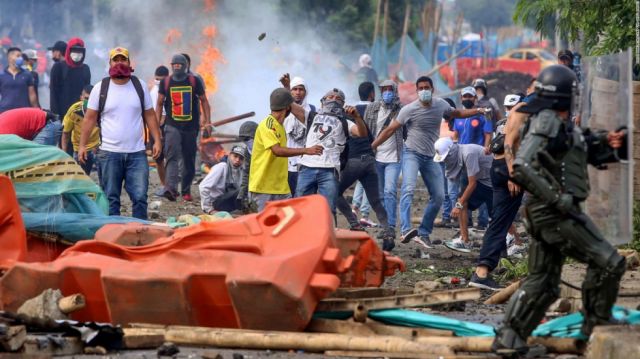 Colombia: Critican propuesta de ley antidisturbios