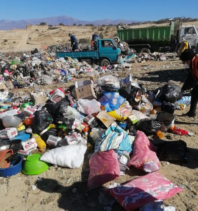 La Intendencia Municipal realizó la destrucción de productos que no cumplían con la normativa que garantice su inocuidad