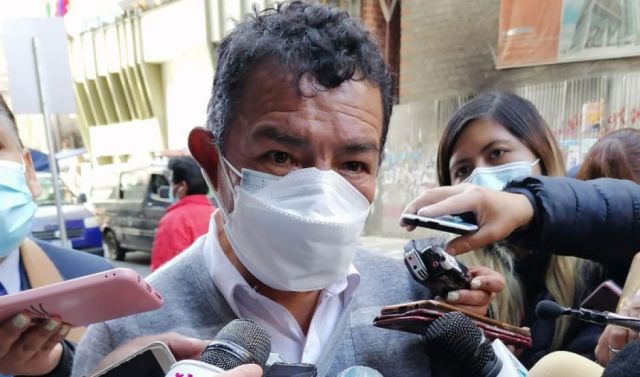 Caso “golpe”: Borda se presenta en la Fiscalía