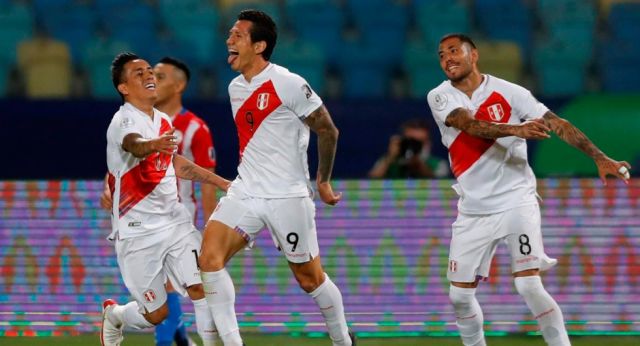 Tras disputar un partidazo, Perú venció a Paraguay en penales