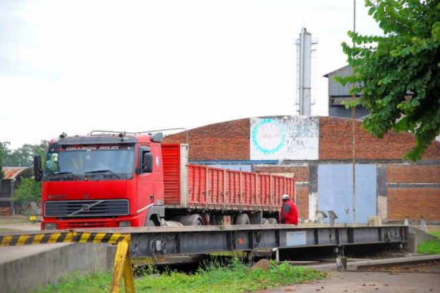 Iabsa deja de recibir caña, YPFB descarta que sea por falta de gas
