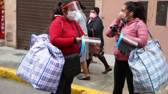 Tarija: Trabajadoras del hogar engrosan el comercio informal 