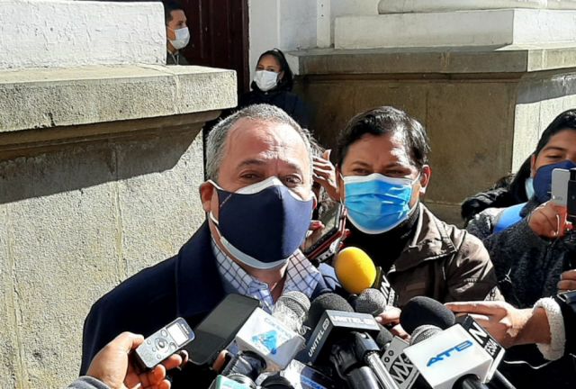Tarija continúa sobre los 100 contagios Covid día
