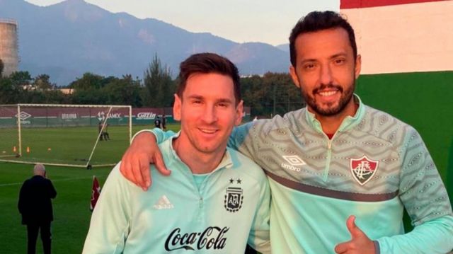La figura brasileña que visitó a Messi en la previa de la final
