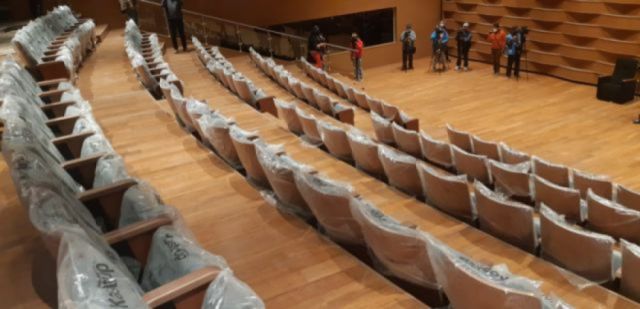 Denuncian que Cámara de Diputados comprará muebles chinos 