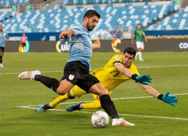 Vélez le da la bienvenida a Lampe 