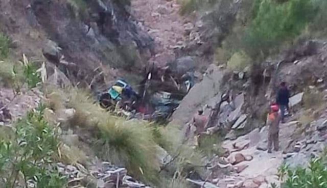 Más de 30 fallecidos por embarrancamiento en Chuquisaca