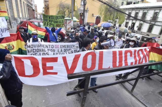 Ministerio socializa proyecto para devolución de aportes