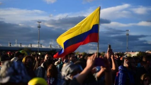 Nueva jornada de movilizaciones contra el Gobierno inicia en Colombia