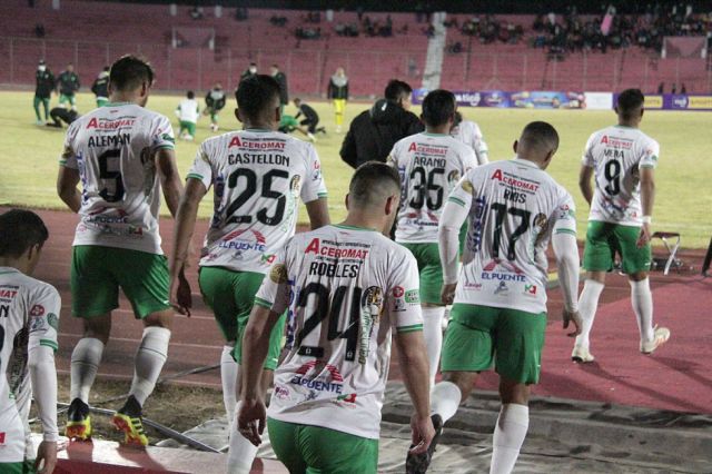 Real Tomayapo recibe a Real Santa Cruz esta noche en el IV Centenario