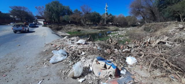 Ciudadanos ven a las quebradas de Tarija como focos de contaminación 