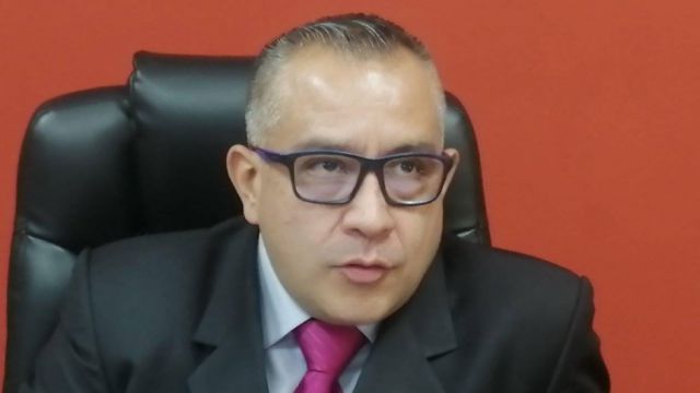 APDHLP compara a Cox con Arce Gómez