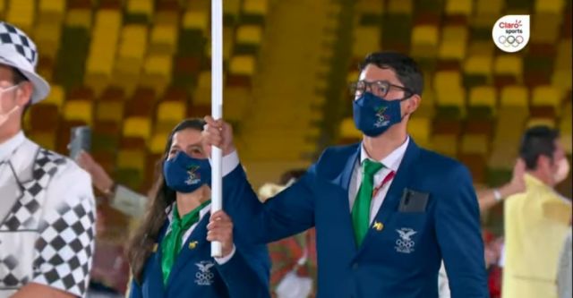 Bolivia hace su paso en la ceremonia inaugural de los Juegos Olímpicos