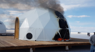 Enfrentamientos en el Salar de Uyuni dejan tres domos quemados y una persona herida