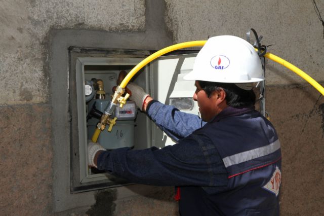 YPFB anuncia instalación de gas domiciliario en Villamontes
