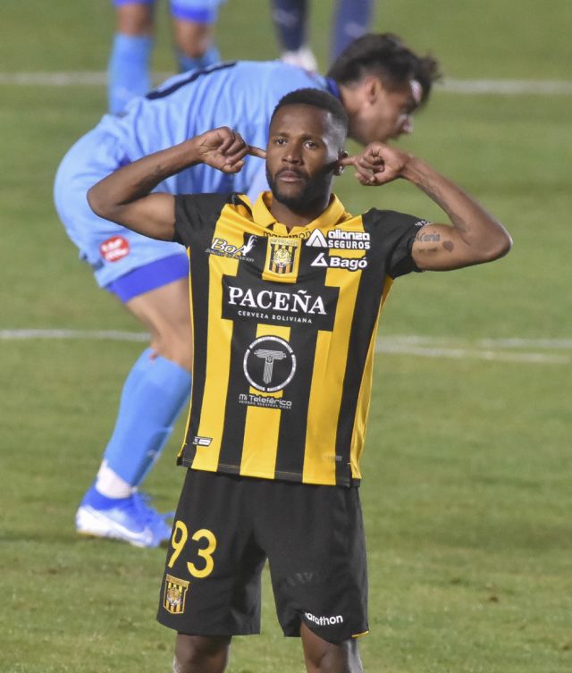 Un The Strongest efectivo se  adueñó del clásico nacional 