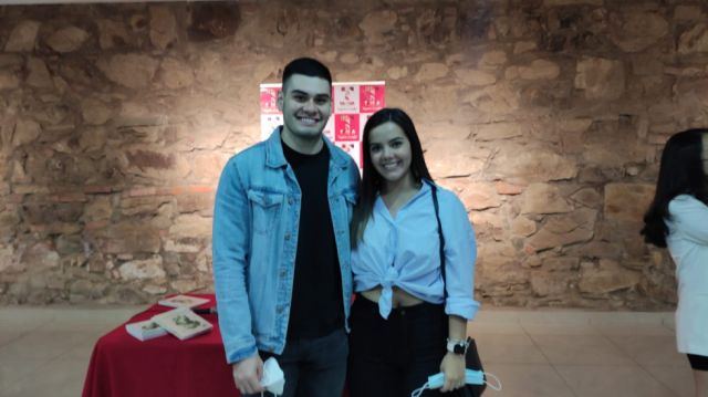 Arturo Salvatierra y Mariana Antelo. 