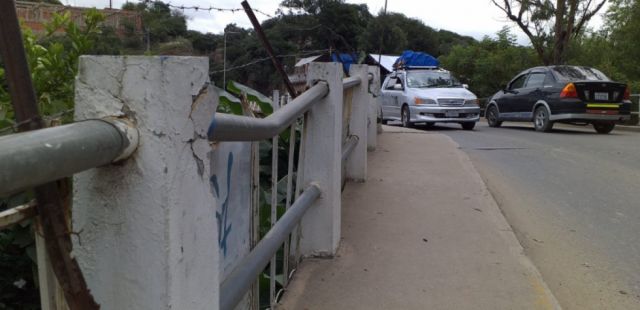 Cercado y San Lorenzo prevén vía para aliviar puente de Tomatitas