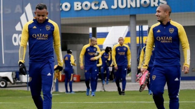 Sebastián Villa no se presentó a entrenar en Boca Juniors