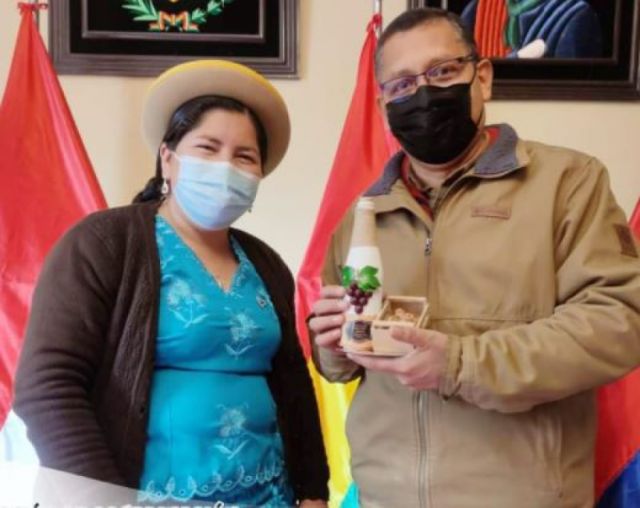 Montes busca saldar deudas  con el municipio de El Puente